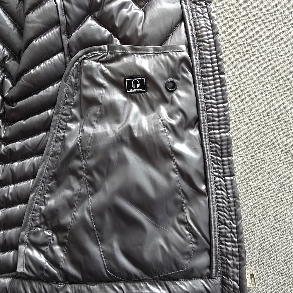 Calvin Klein Premium Down Puffer Vest Gray Metallic Chevron Quilted Small - Picture 5 of 9
